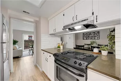 12113 Melody Dr #Bldg 15-104, Westminster, CO 80234 - Photo 8