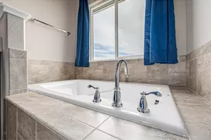 4689 Waltham Dr, Windsor, CO 80550 - Photo 18