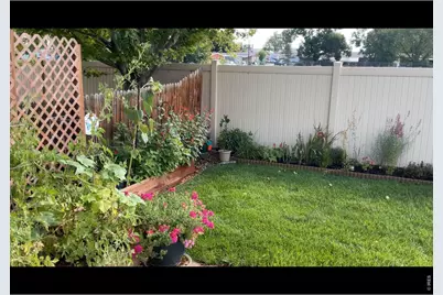 10450 Lower Ridge Rd, Longmont, CO 80504 - Photo 20