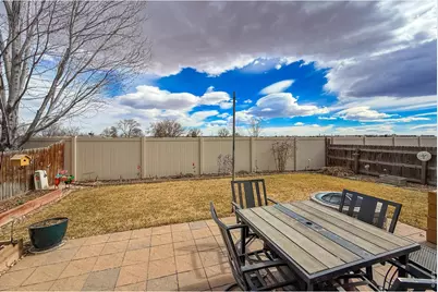 10450 Lower Ridge Rd, Longmont, CO 80504 - Photo 24