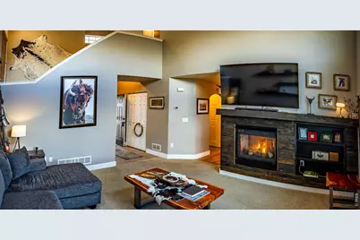 421 Wrybill Ct, Loveland, CO 80537 - Photo 2