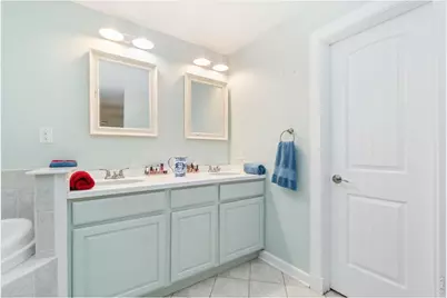 8200 S Locust Way, Centennial, CO 80112 - Photo 18