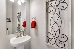 5221 Longshaw Ct, Windsor, CO 80528 - Photo 32