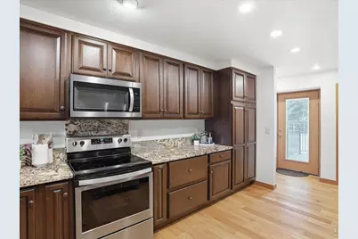 1243 E 3rd St, Loveland, CO 80537 - Photo 8