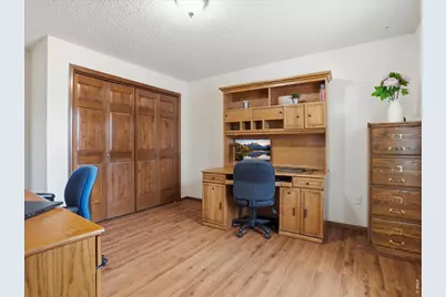 1243 E 3rd St, Loveland, CO 80537 - Photo 22