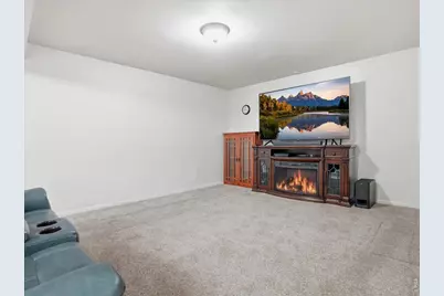 1243 E 3rd St, Loveland, CO 80537 - Photo 30