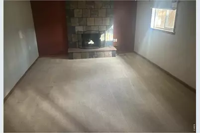 3331 Lakeview Cir, Longmont, CO 80503 - Photo 4