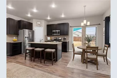 656 S Prairie Dr, Milliken, CO 80543 - Photo 8