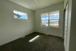 811 Ayrshire Rd, Johnstown, CO 80534 - Photo 10