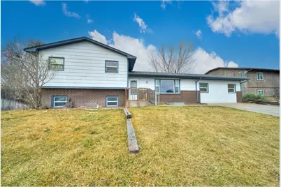 425 Gayle St, Fort Morgan, CO 80701 - Photo 1