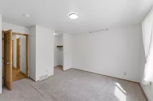 240 Wadsworth Cir, Longmont, CO 80504 - Photo 14