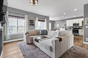 623 Vermilion Peak Dr, Windsor, CO 80550 - Photo 6