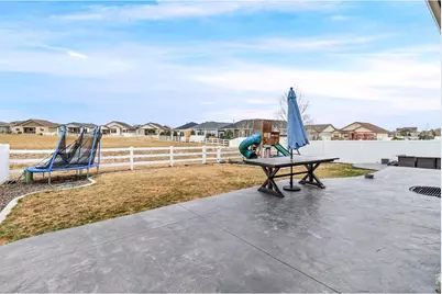 623 Vermilion Peak Dr, Windsor, CO 80550 - Photo 28