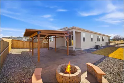 438 Overbrook Ln, Longmont, CO 80504 - Photo 2