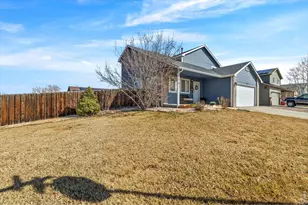 363 W Juneberry St, Milliken, CO 80543 - Photo 2