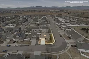 3465 Petrel Dr, Berthoud, CO 80513 - Photo 36