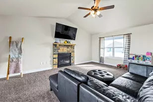 1114 Cottontail Ln, Wiggins, CO 80654 - Photo 8