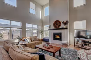 252 Mount Rainier St, Berthoud, CO 80513 - Photo 2