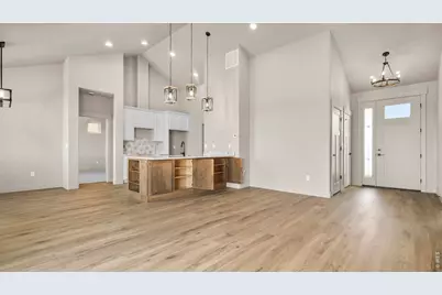 1126 S Deuel St, Fort Morgan, CO 80701 - Photo 4