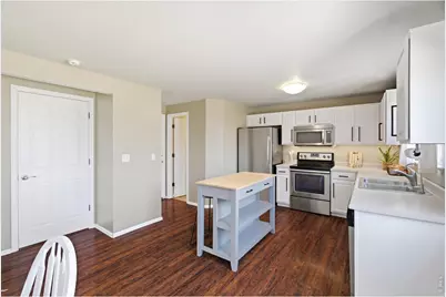 2110 Astoria Ln, Longmont, CO 80504 - Photo 6