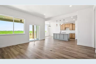 448 Cache Ave, Fort Morgan, CO 80701 - Photo 8