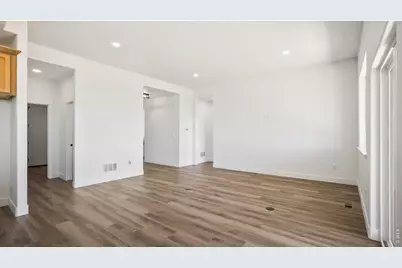 448 Cache Ave, Fort Morgan, CO 80701 - Photo 6