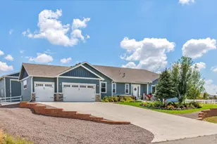 3804 Golden Eagle Dr, Dacono, CO 80514 - Photo 2