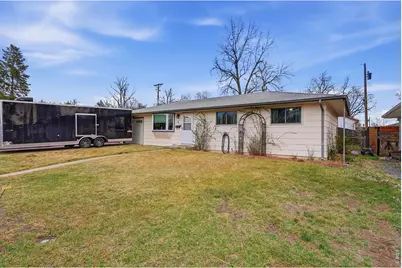 8 Elizabeth Ct, Longmont, CO 80501 - Photo 6
