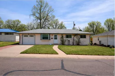 8 Elizabeth Ct, Longmont, CO 80501 - Photo 1