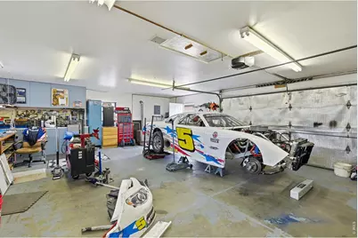 8 Elizabeth Ct, Longmont, CO 80501 - Photo 22