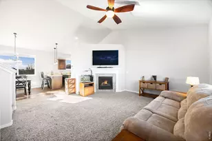 302 11th Ave, Wiggins, CO 80654 - Photo 4