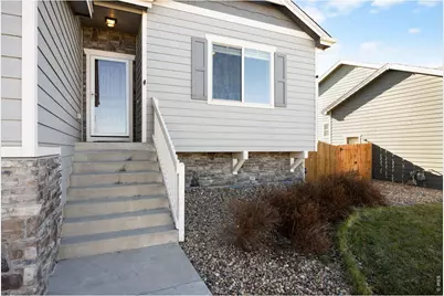 302 11th Ave, Wiggins, CO 80654 - Photo 2