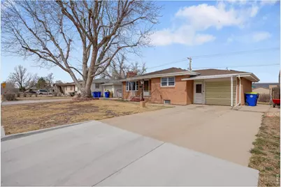 2431 W 6th St, Greeley, CO 80634 - Photo 2