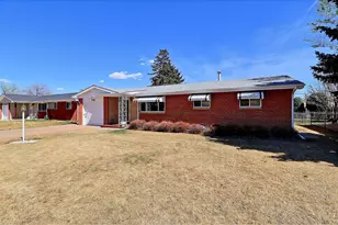 714 36th Ave, Greeley, CO 80634 - Photo 2