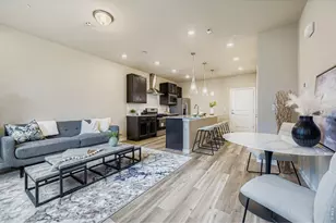 2805 Bear Springs Circle, Longmont, CO 80503 - Photo 2