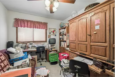 2434 Maplewood Cir W, Longmont, CO 80503 - Photo 14