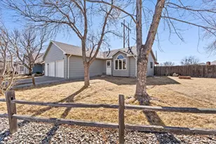 998 S Edinburgh Dr, Loveland, CO 80537 - Photo 2