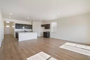 7402 26th St, Greeley, CO 80634 - Photo 4