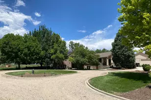 5612 N 115th St, Longmont, CO 80504 - Photo 2