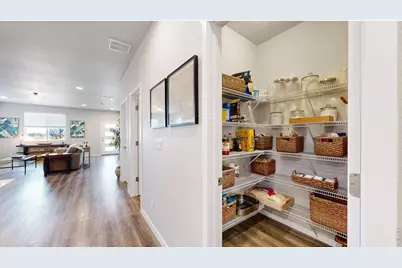 1083 Mountain Dr #B, Longmont, CO 80503 - Photo 16