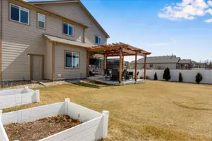 5614 Carmon Dr, Windsor, CO 80550 - Photo 48