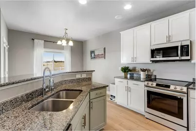 5614 Carmon Dr, Windsor, CO 80550 - Photo 22