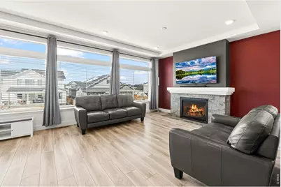 10953 Memphis St, Commerce City, CO 80022 - Photo 2