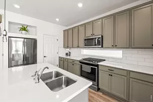 10953 Memphis St, Commerce City, CO 80022 - Photo 14