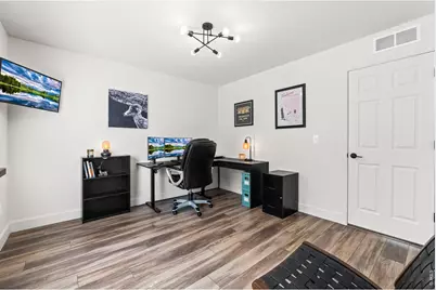 10953 Memphis St, Commerce City, CO 80022 - Photo 30