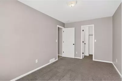 896 S Tyler Ave, Loveland, CO 80537 - Photo 28