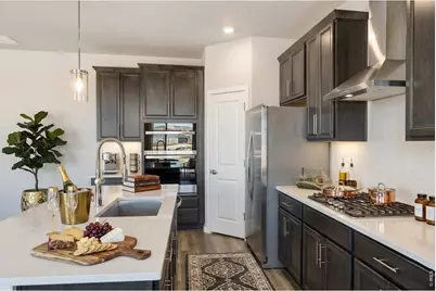 228 Sugar Beet Ln, Berthoud, CO 80513 - Photo 2