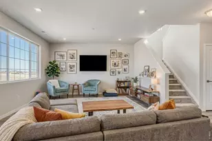 228 Sugar Beet Ln, Berthoud, CO 80513 - Photo 2