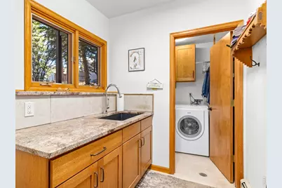 895 Elk Meadow Ct, Estes Park, CO 80517 - Photo 18