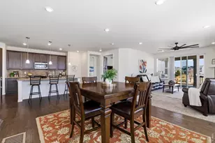 2374 Spotswood St, Longmont, CO 80504 - Photo 20